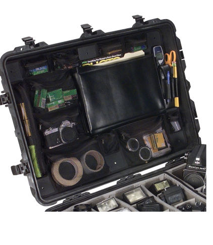 Органайзер в крышке защитного кейса Pelican