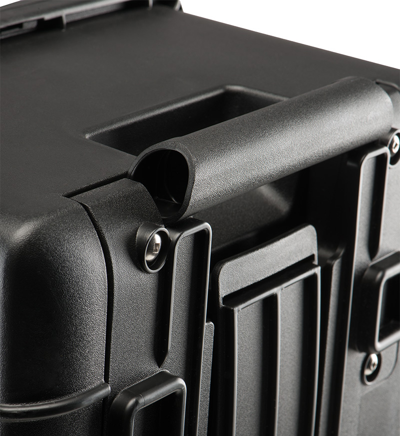 Защитный ударопрочный кейс 1535 Pelican Air - выдвижная ручка для перевозки
