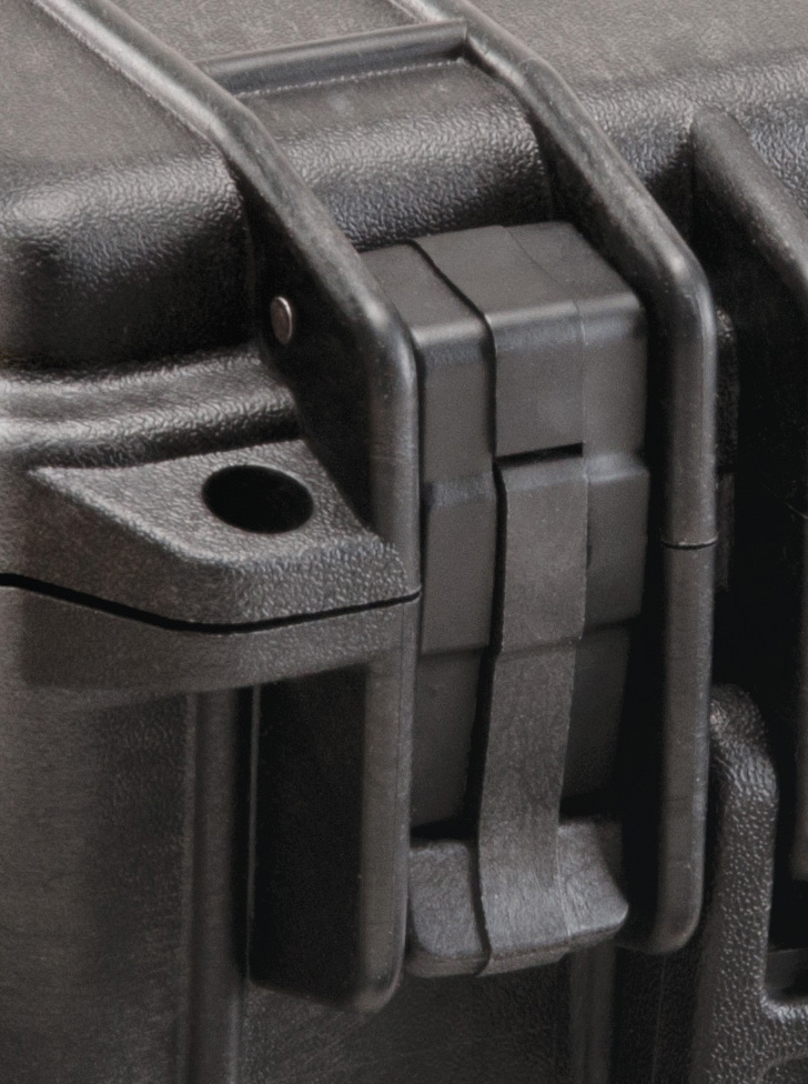 Защитный миникейс Pelican 1200 - двушаговые замки-защелки