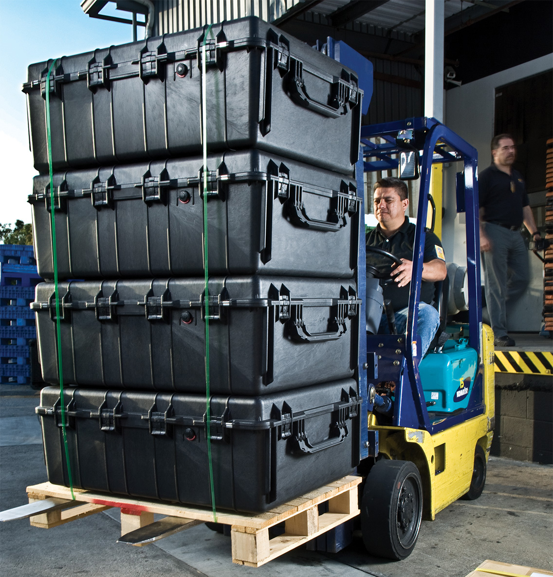 Защитные кейсы Pelican для транспортировки крупногабаритного оборудования