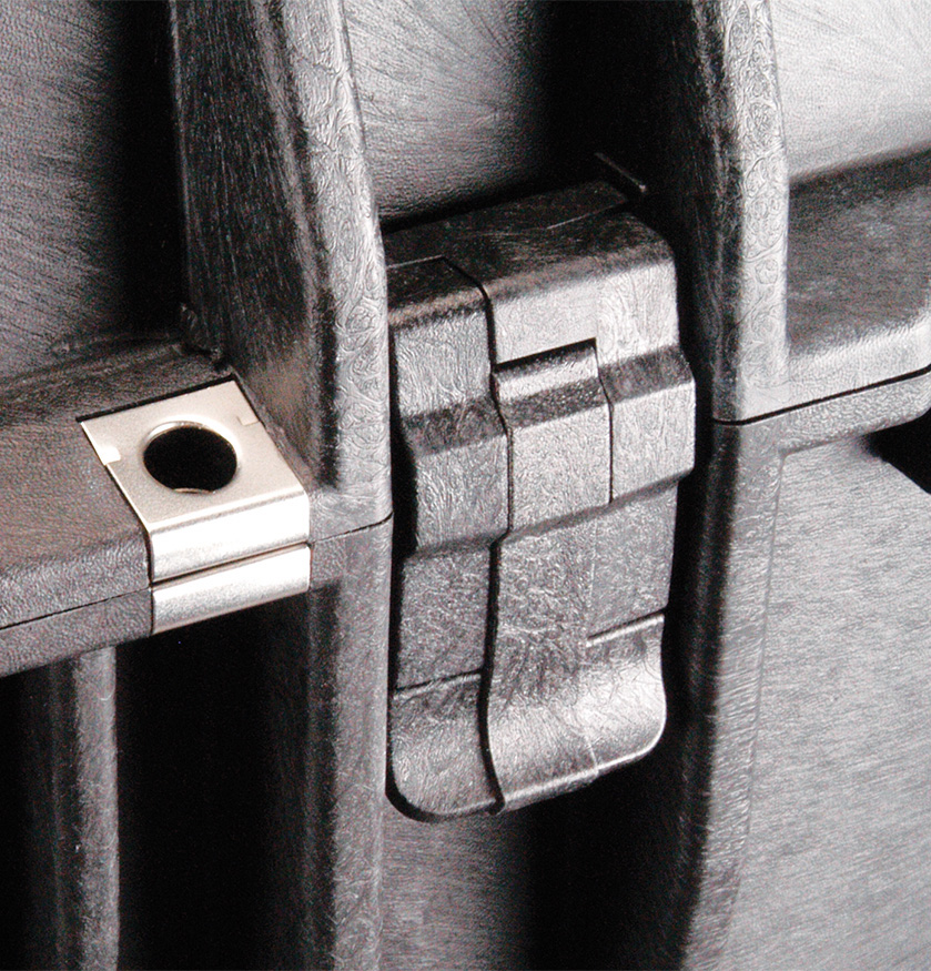 Двушаговые замки-защелки - защитные кейсы Pelican