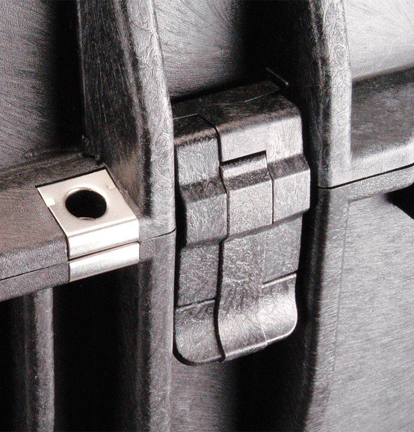 Двушаговые замки-защелки - защитные кейсы Pelican