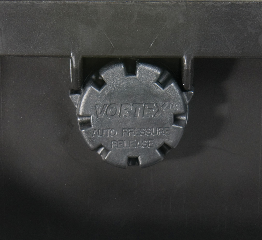 Атмосферный клапан сброса давления Vortex для полной водо- и пыленепроницаемости - кейсы Pelican